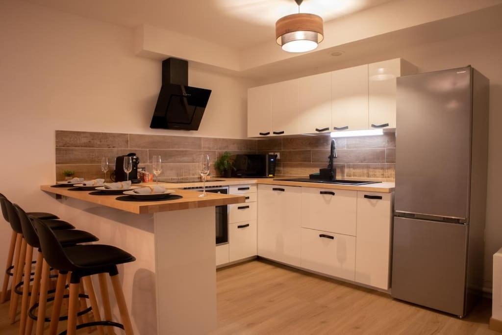 Luxury Apartment «Le Jurassien», Gex-Geneve Cessy Exterior foto